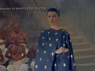 Indijke tomb - xnxx.com